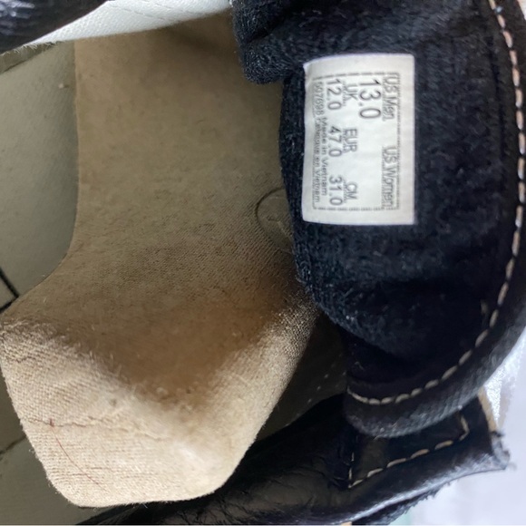 Vans Black and White Sneakers Classic Style Men’s - Picture 7 of 10